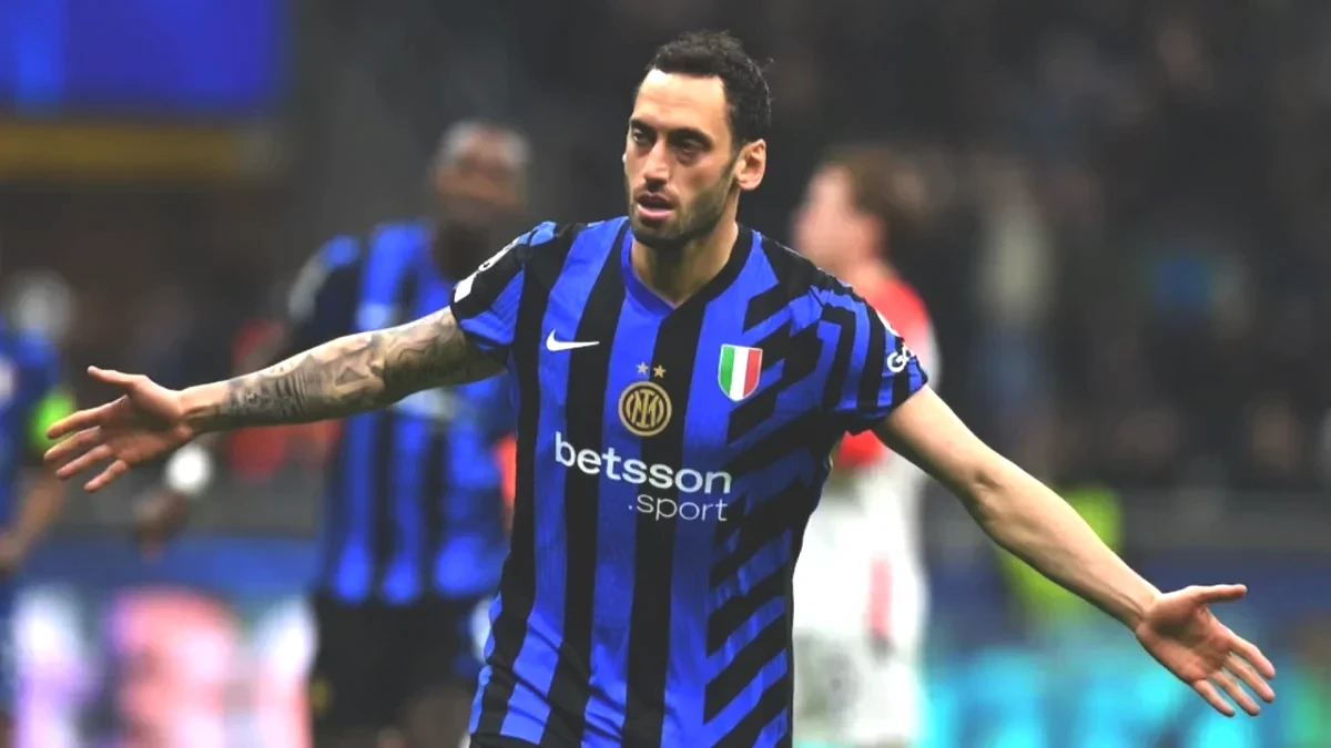 hakan-calhanogluna-fenerbahce-kalkani-vqrs-jpg.webp