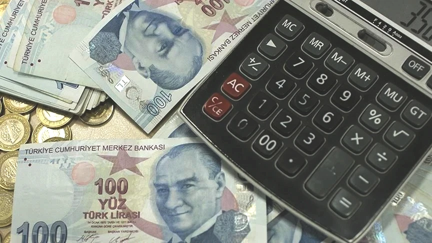 Güncel emekli promosyonları Ağustos: En yüksek ve en düşük promosyon veren bankalar hangileri? Banka banka emekli promosyon ücretleri 2025 - 2
