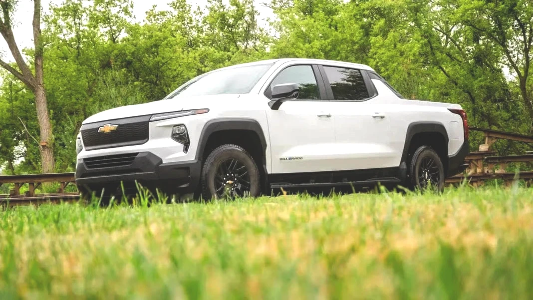 chevrolet-silverado-ev-1.jpeg